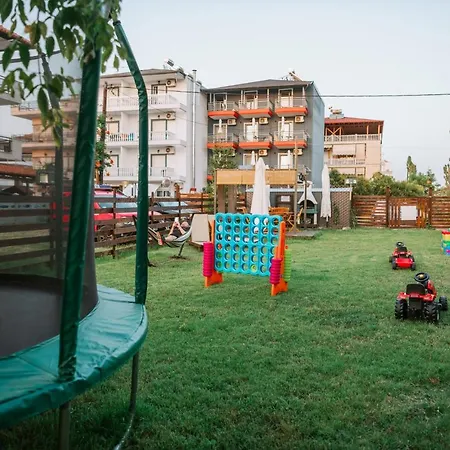 Retro Luxury 아파트호텔 3*