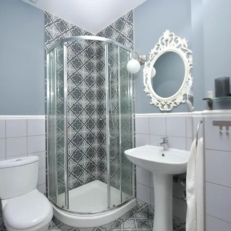 Retro Luxury Hotel apartamentowy Olympiakí Aktí