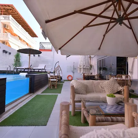 Hotel apartamentowy Retro Luxury 3*