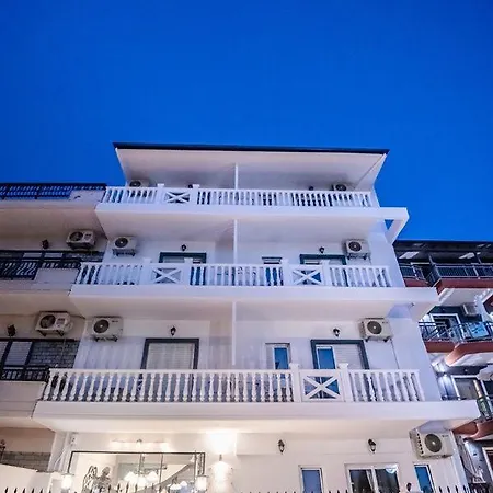 Hotel apartamentowy Retro Luxury Olympiakí Aktí