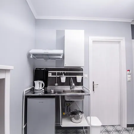 Retro Luxury Hotel apartamentowy Olympiakí Aktí